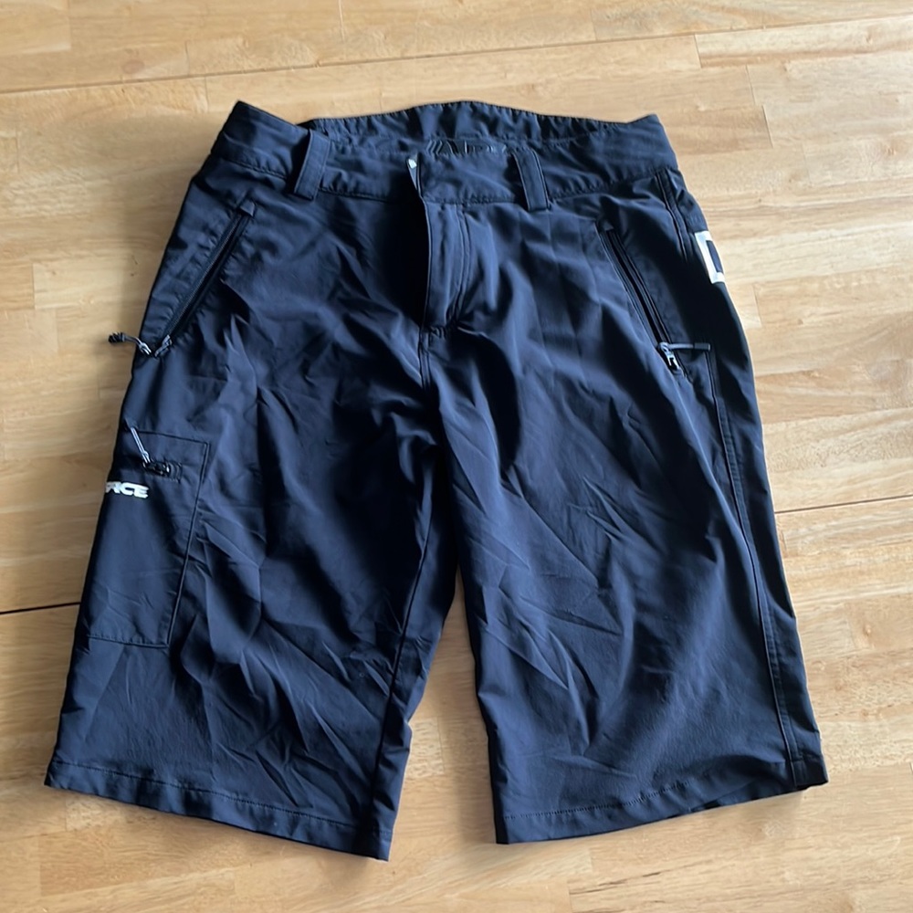 Raceface biking shorts
